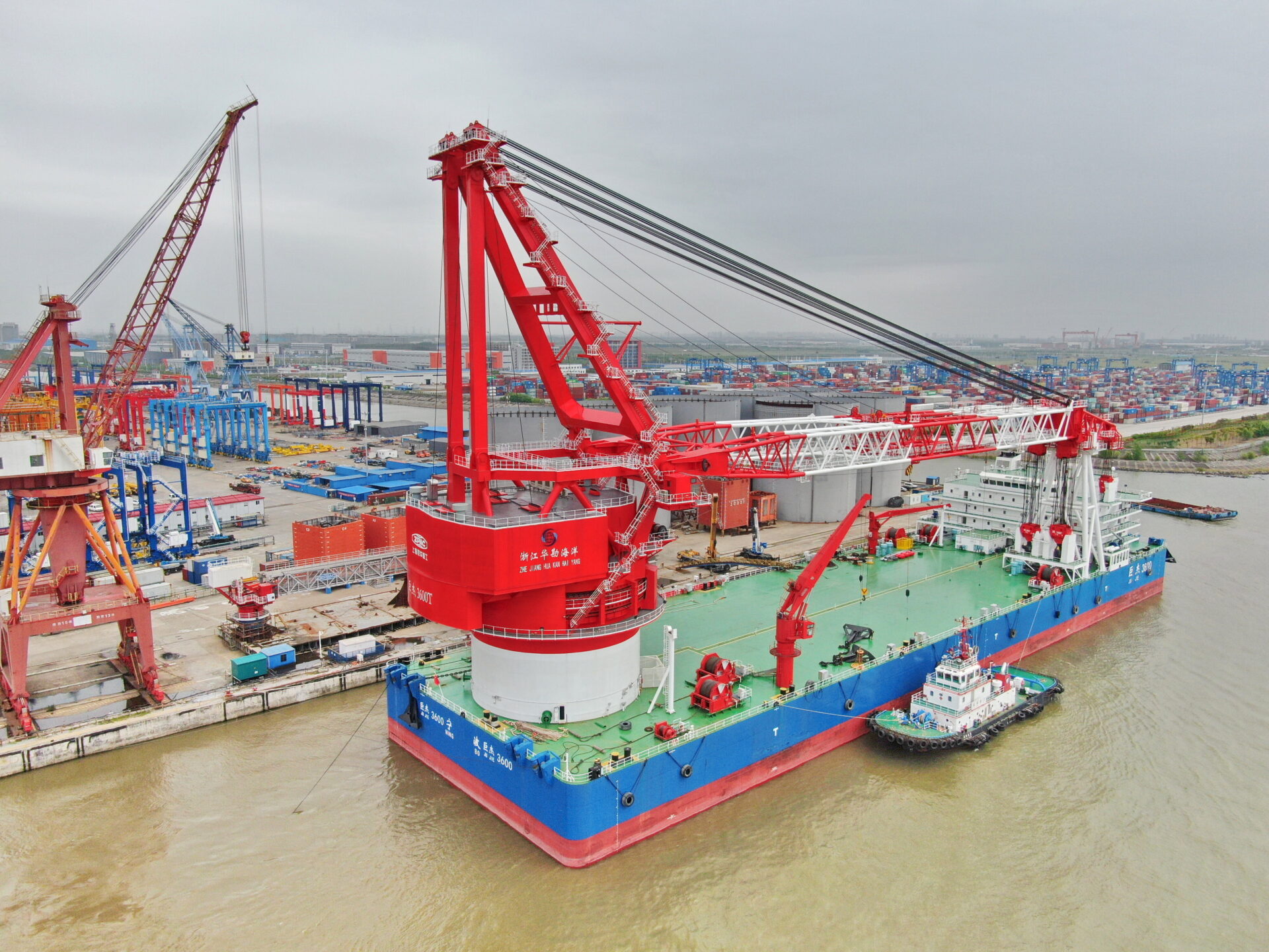 巨杰3600（Ju Jie 3600） 3,600t吊 | Crane Vessels