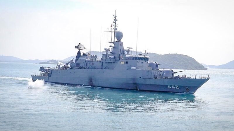 タイ海軍のコルベットが深夜に沈没 73人救助、33人行方不明