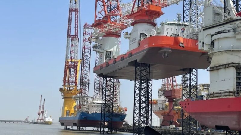 1,200トン吊りSEP船「海龙风彩」ジャッキアップテスト完了