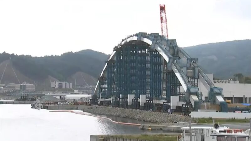 女川町の離島を結ぶ「出島架橋」、秋に起重機船で一括架設の予定