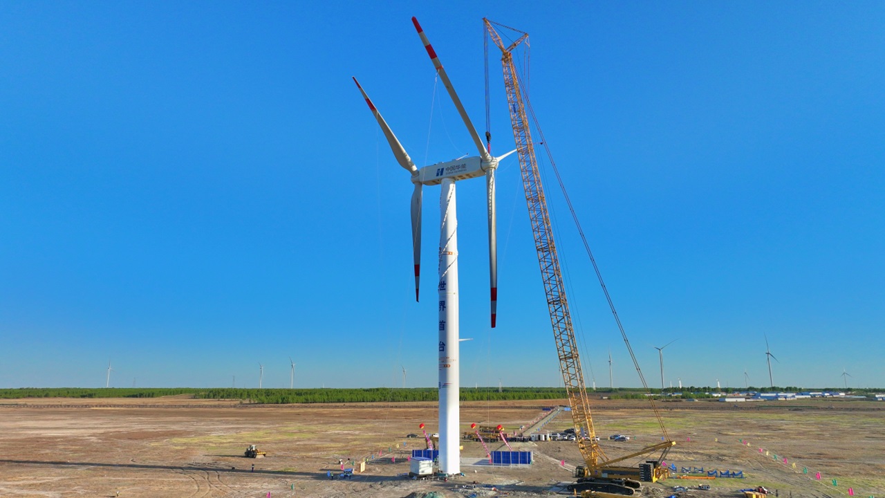 中国で世界初となるタンデム型ツイン風力タービンの設置に成功