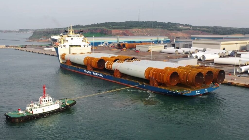 大金重工からMORAY WEST向けXXLモノパイル3隻目出荷