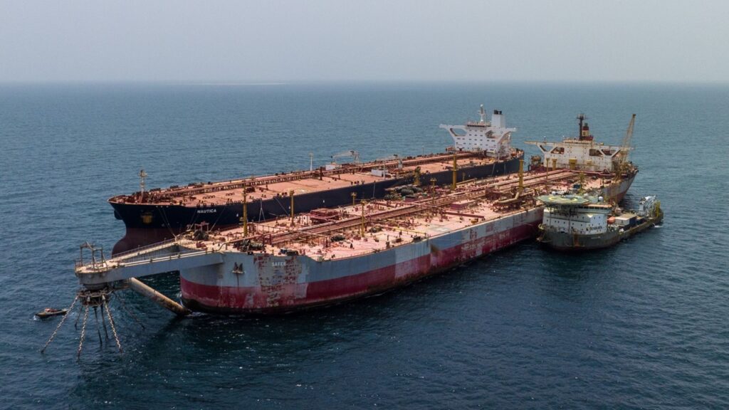 国連主導によるイエメン沖のFSO「Safer」原油抜き取り開始