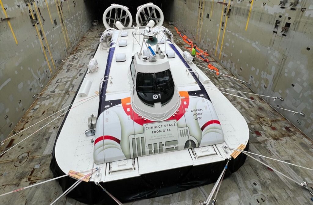 待ってたよ、大分ホーバークラフト1号艇「Baien」が到着