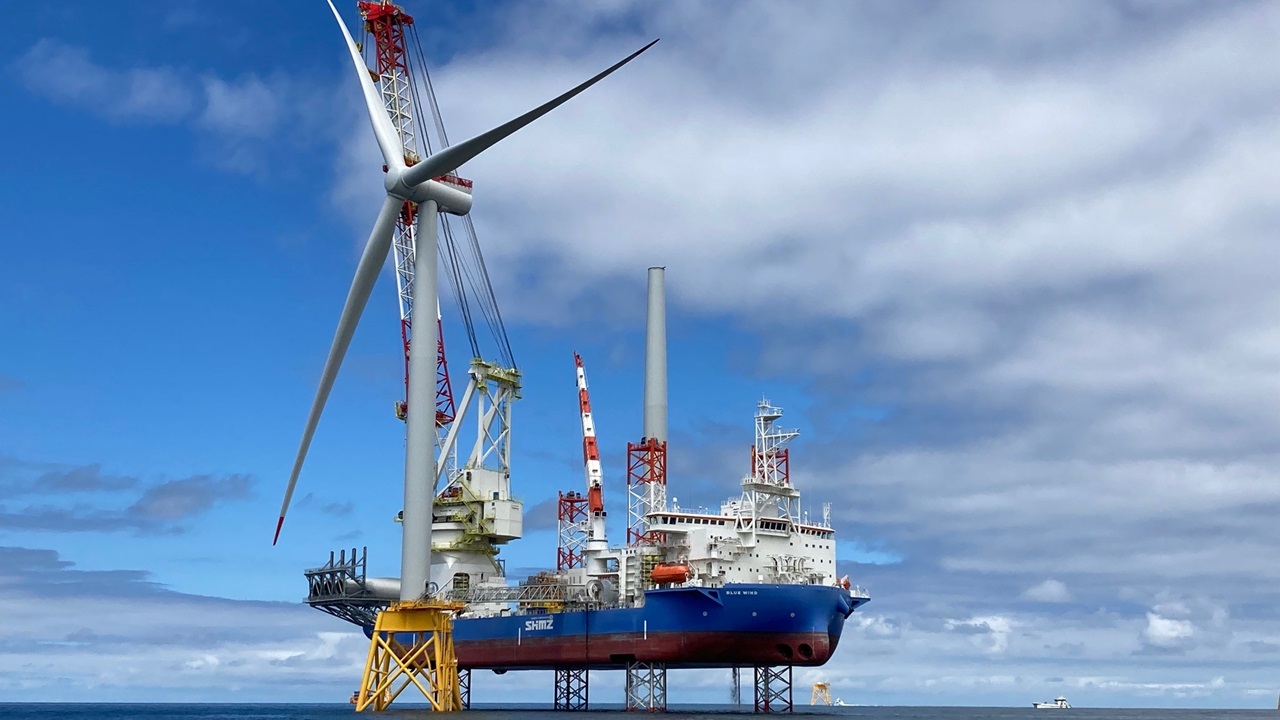 石狩湾新港で建設中の洋上風車、8月中に設置完了は厳しい？