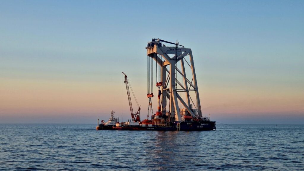 BALTIC EAGLEで50基のモノパイル設置完了