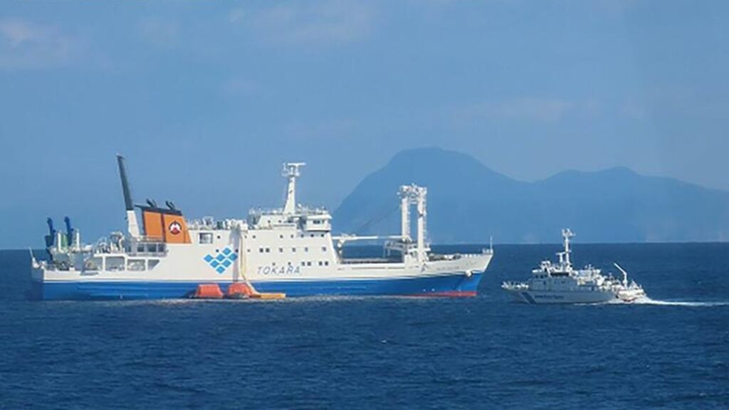 「フェリーとしま2」機関室で火災発生、乗員乗客は全員無事