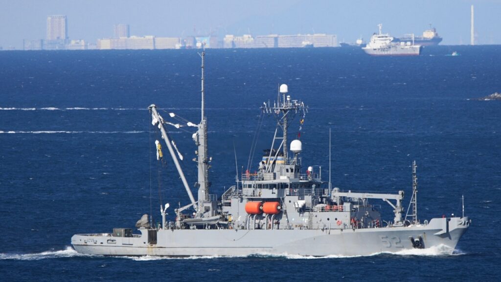 墜落したオスプレイ主要部回収に向け「USNS Salvor」到着