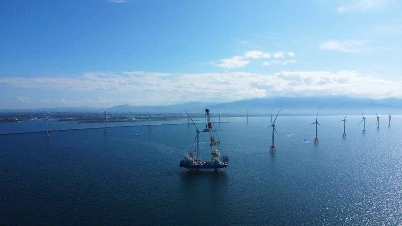 北海道の「石狩湾新港洋上風力発電所」商業運転開始