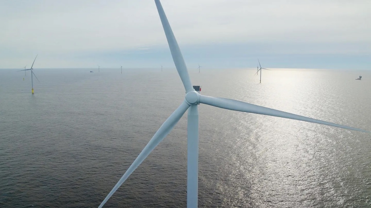 商業規模ではアメリカ初となる洋上風力発電所の建設完了