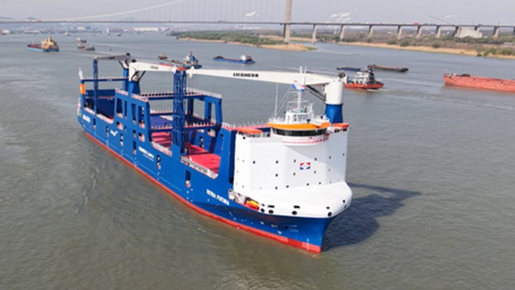 次世代洋上風力タービン輸送船「ROTRA FUTURA」引き渡し